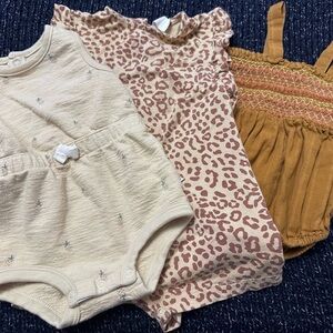 Baby Sleeveless Rompers Set - Cream, leopard, and mustard